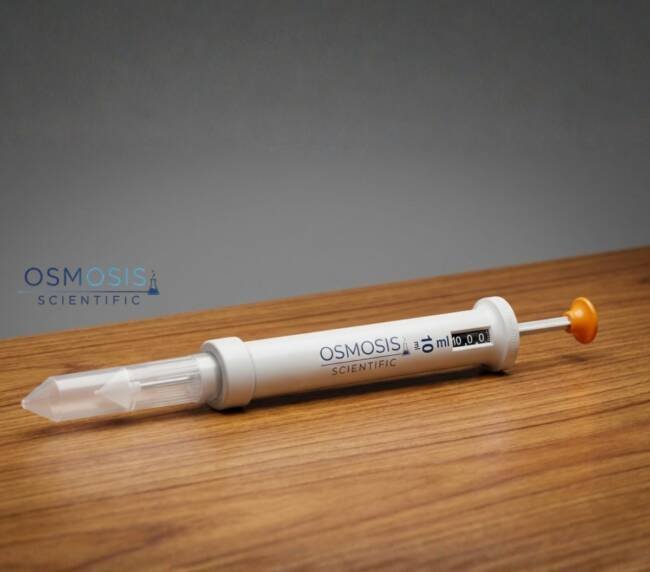 Positive displacement pipettes for accurate handling of viscous and volatile liquids in laboratories